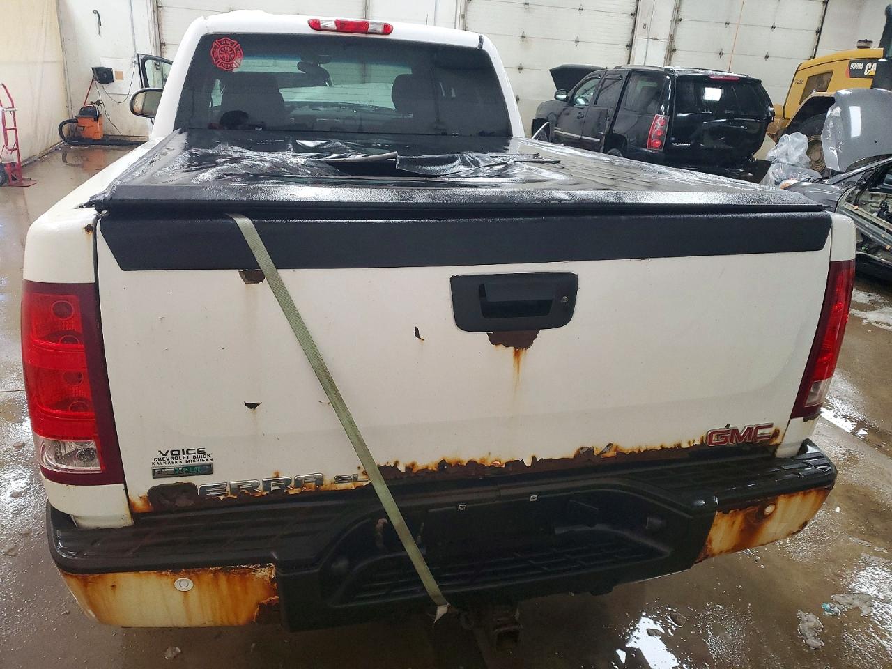 2011 GMC SIERRA K1500 SLE photo 16