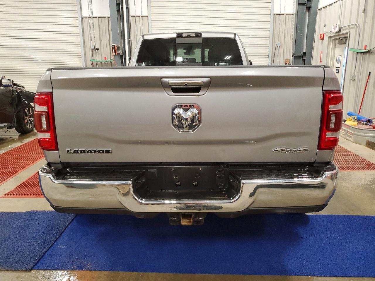 2022 RAM 3500 LARAMIE photo 6