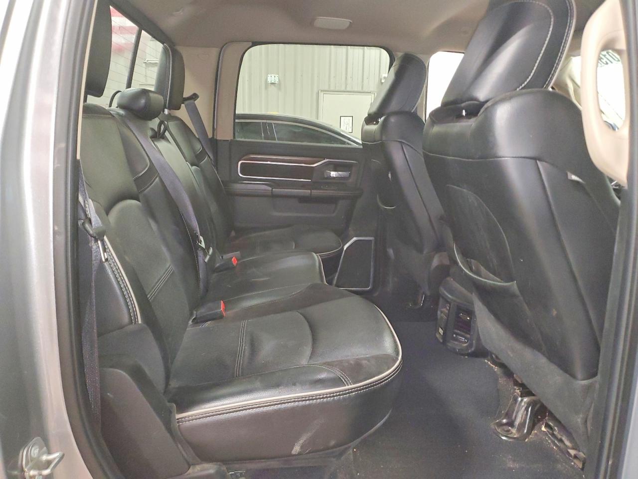 2022 RAM 3500 LARAMIE photo 10