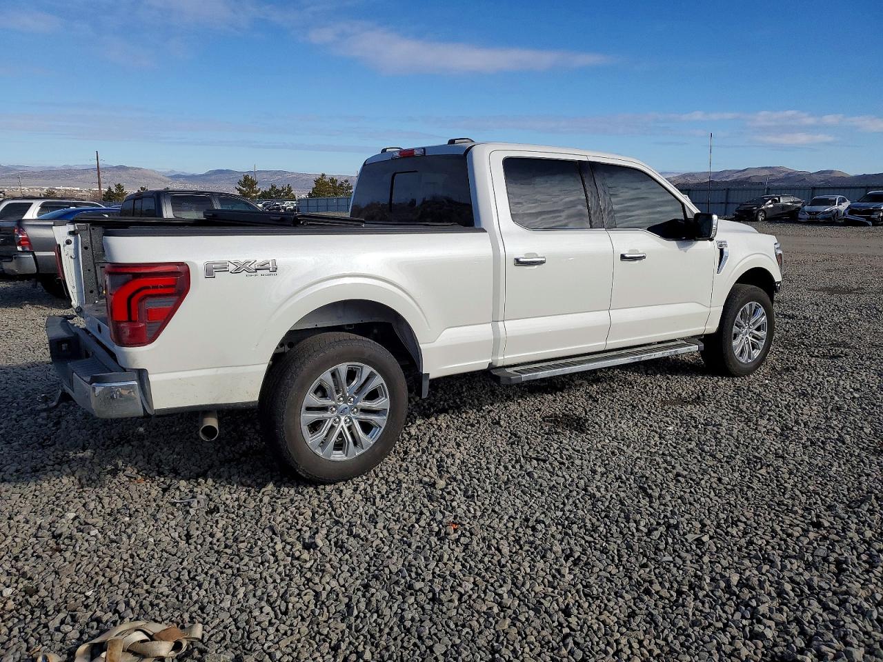 2025 FORD F150 LARIAT photo 3