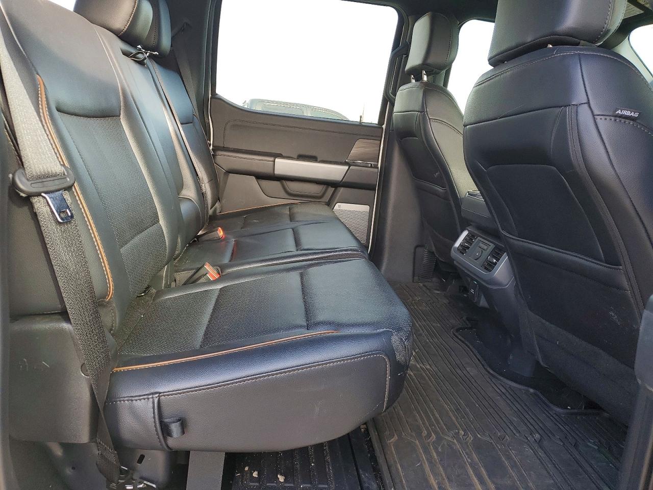 2025 FORD F150 LARIAT photo 10