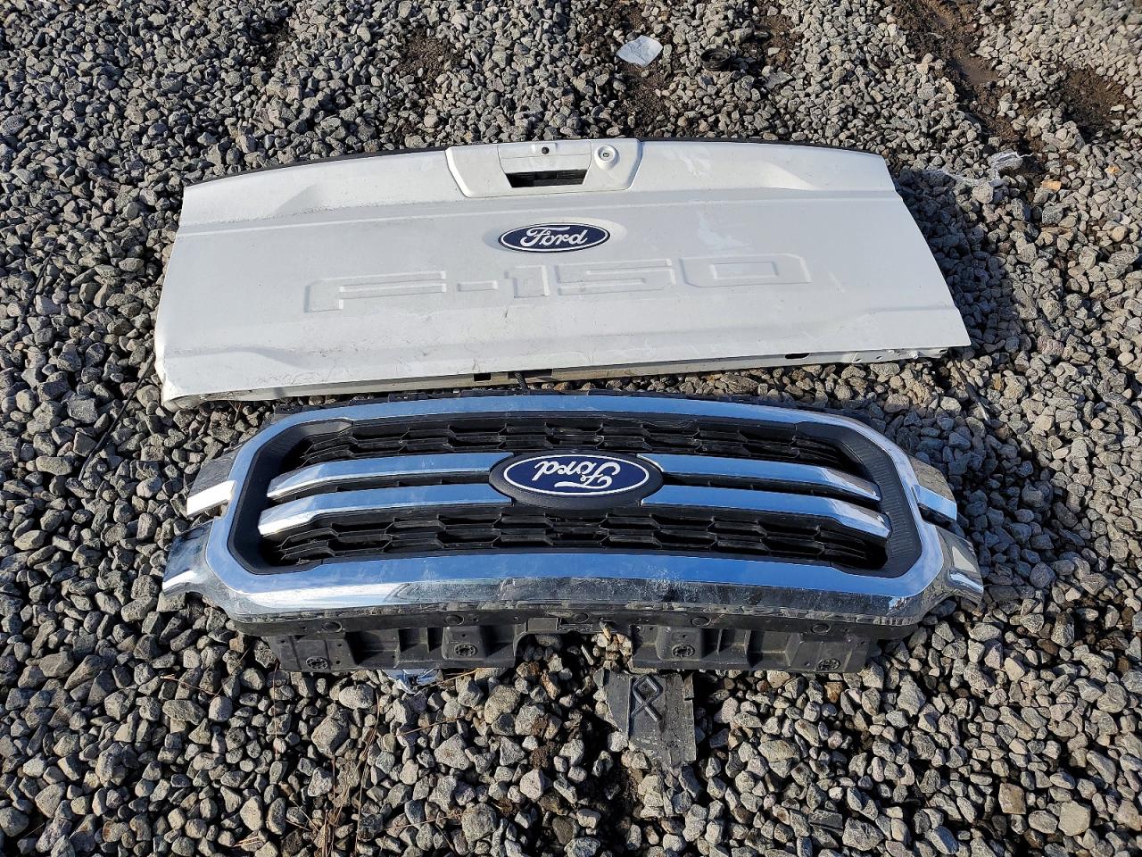 2025 FORD F150 LARIAT photo 12