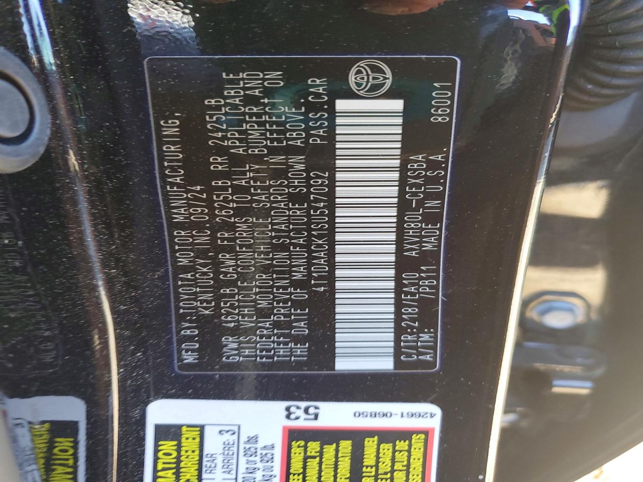 2025 TOYOTA CAMRY photo 12