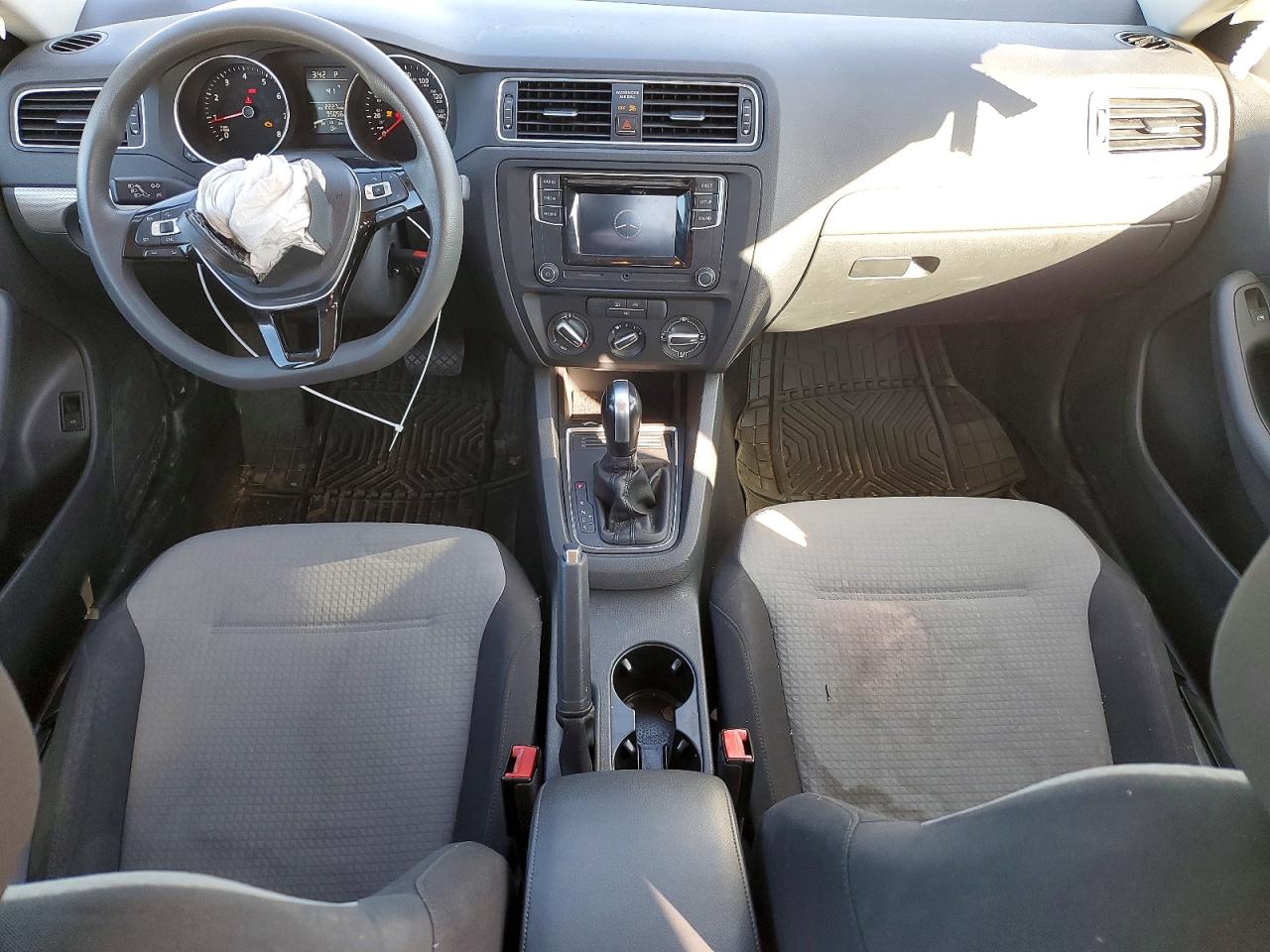 2017 VOLKSWAGEN JETTA S photo 22