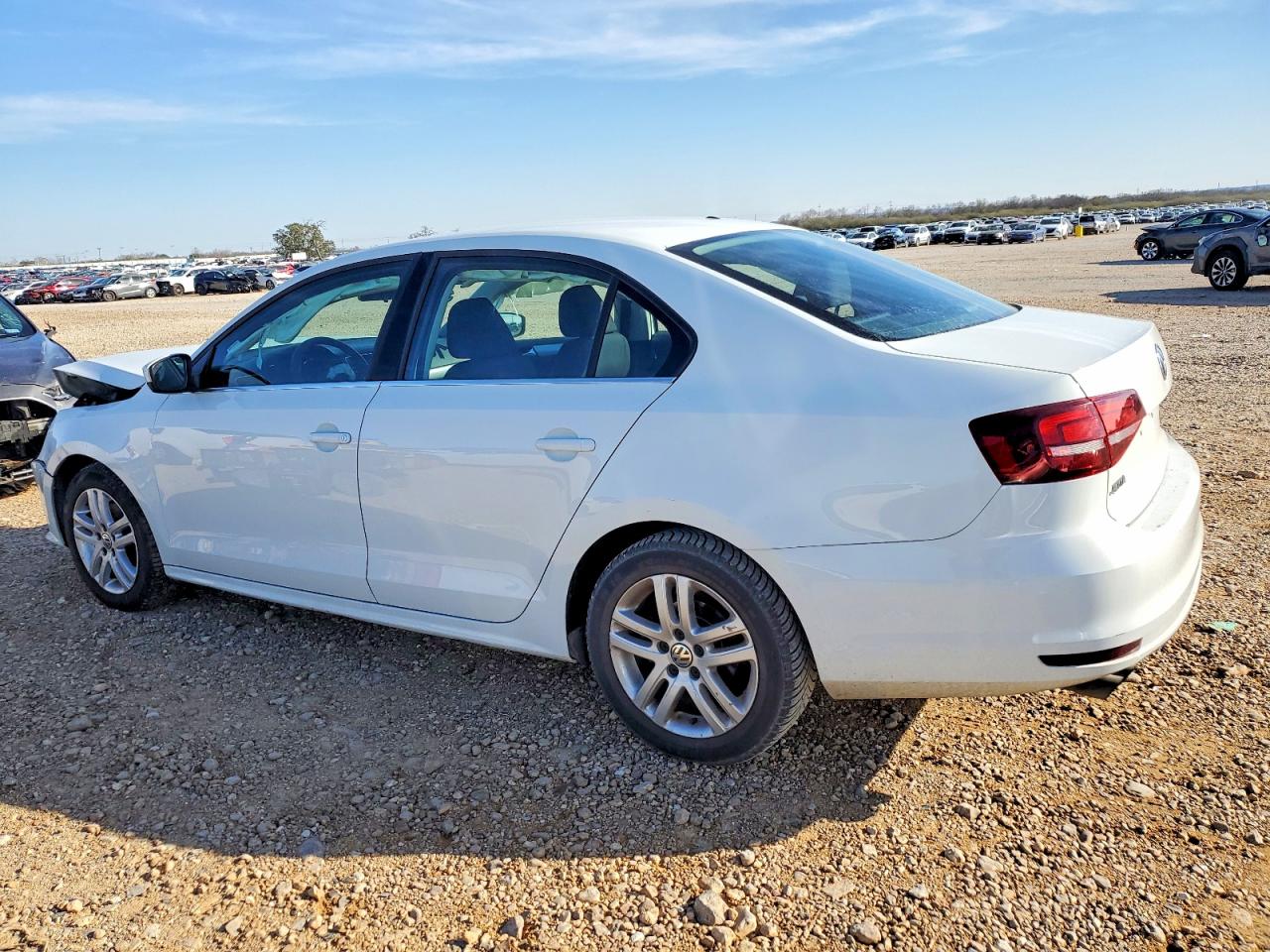 2017 VOLKSWAGEN JETTA S photo 4