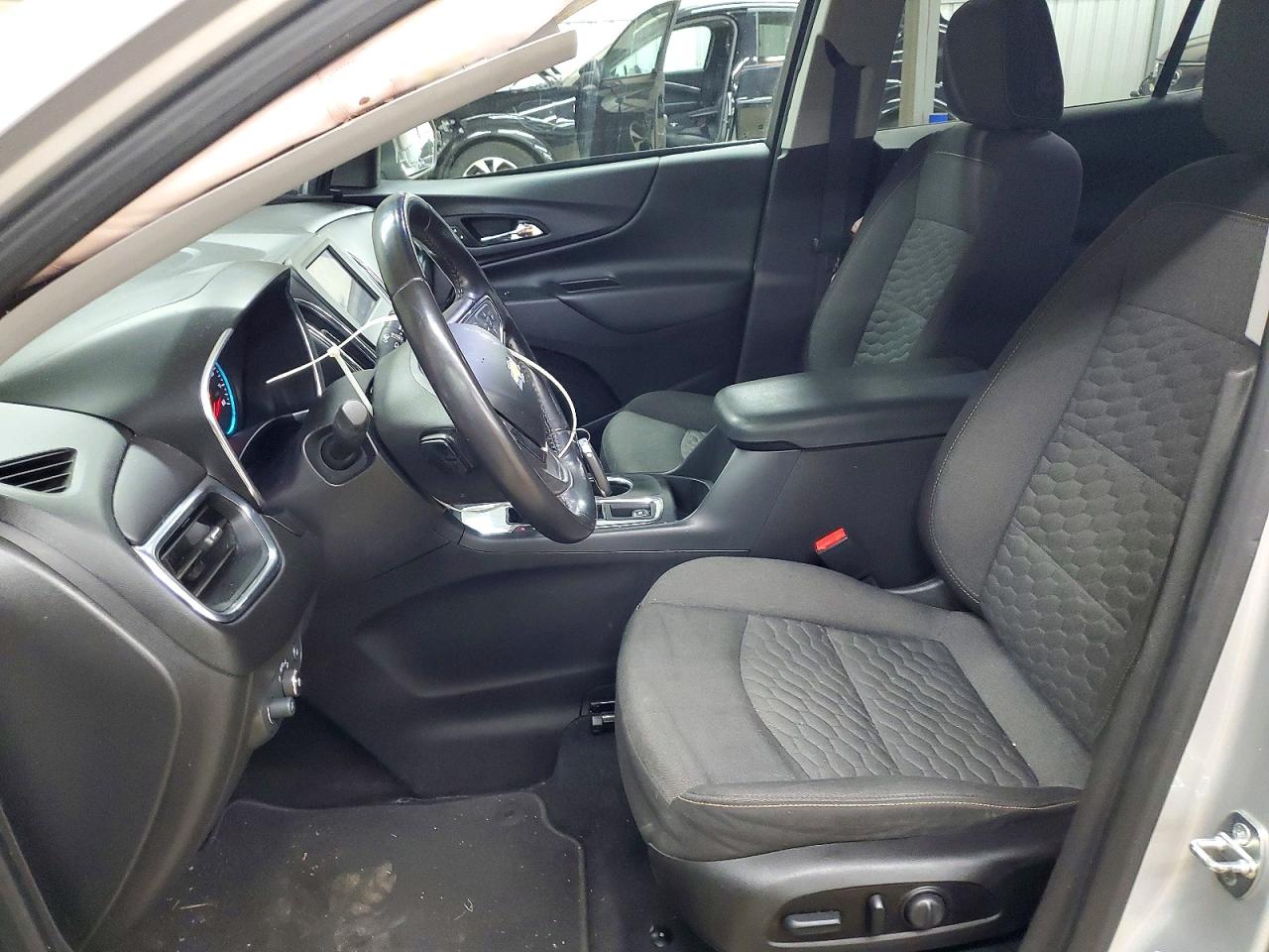2021 CHEVROLET EQUINOX LT photo 7