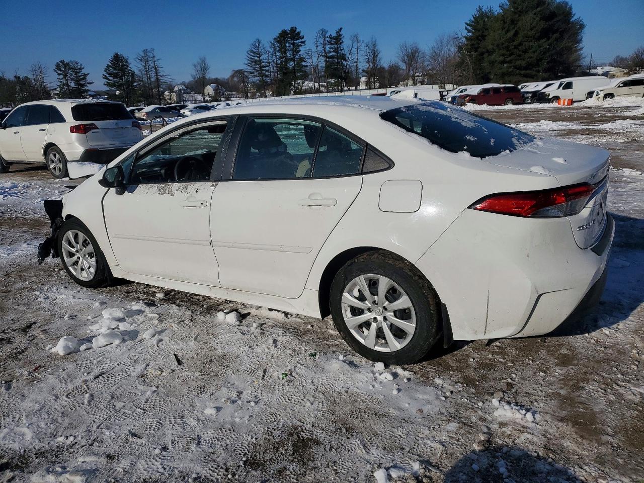 2024 TOYOTA COROLLA LE photo 4
