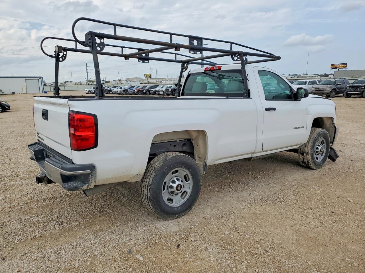 2015 CHEVROLET SILVERADO C2500 HEAVY DUTY photo 7