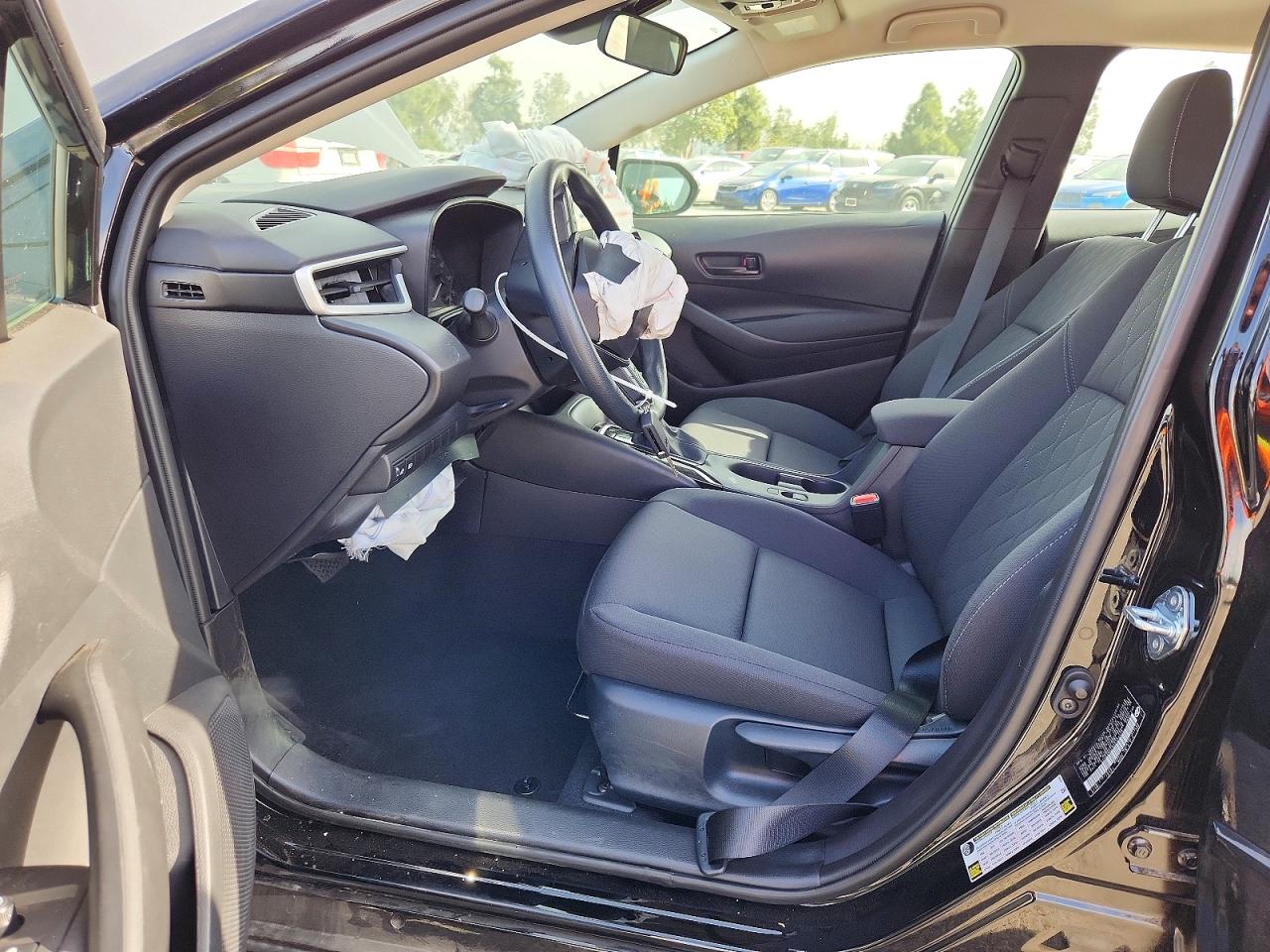 2025 TOYOTA COROLLA LE photo 7
