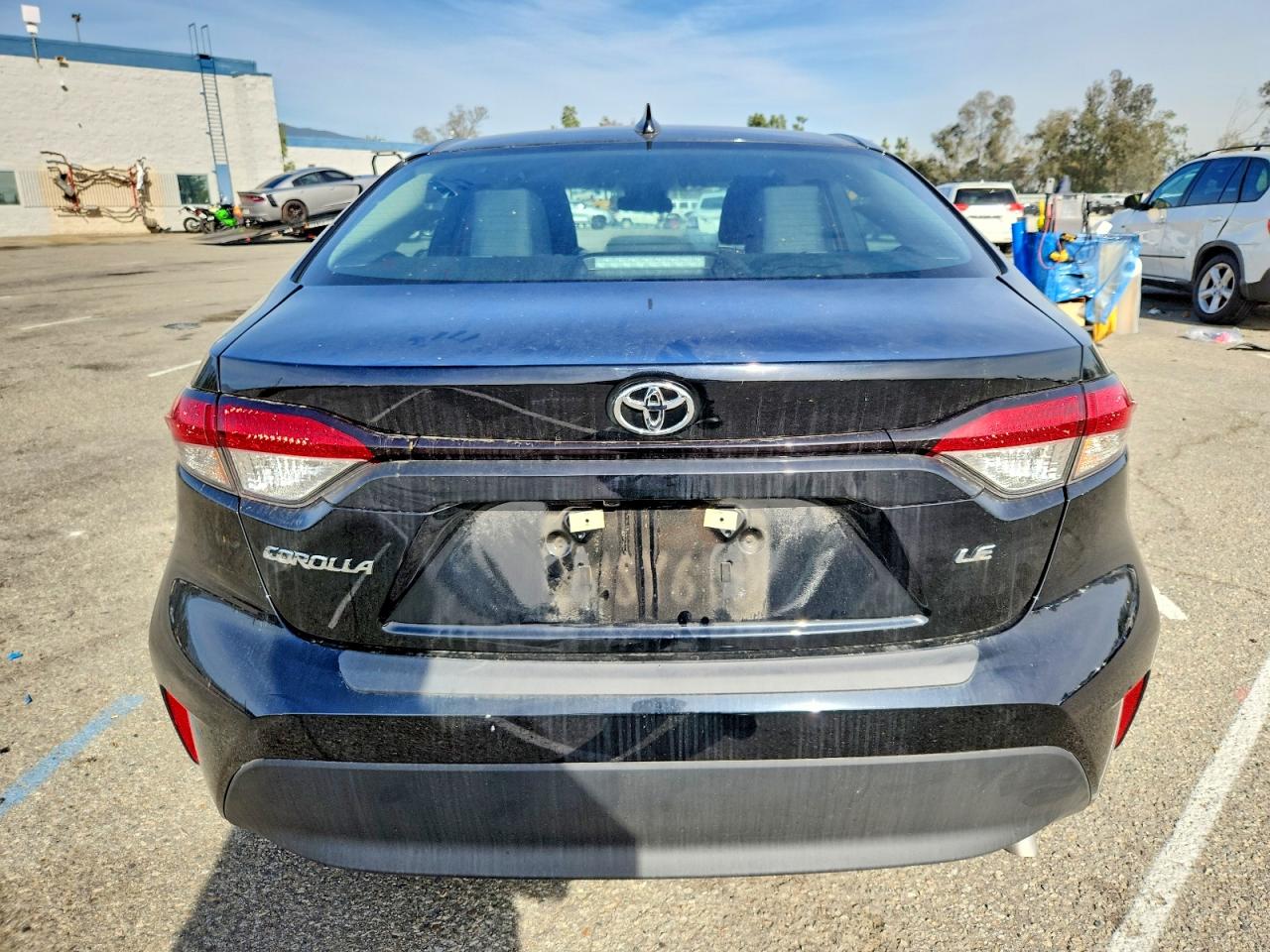 2025 TOYOTA COROLLA LE photo 6