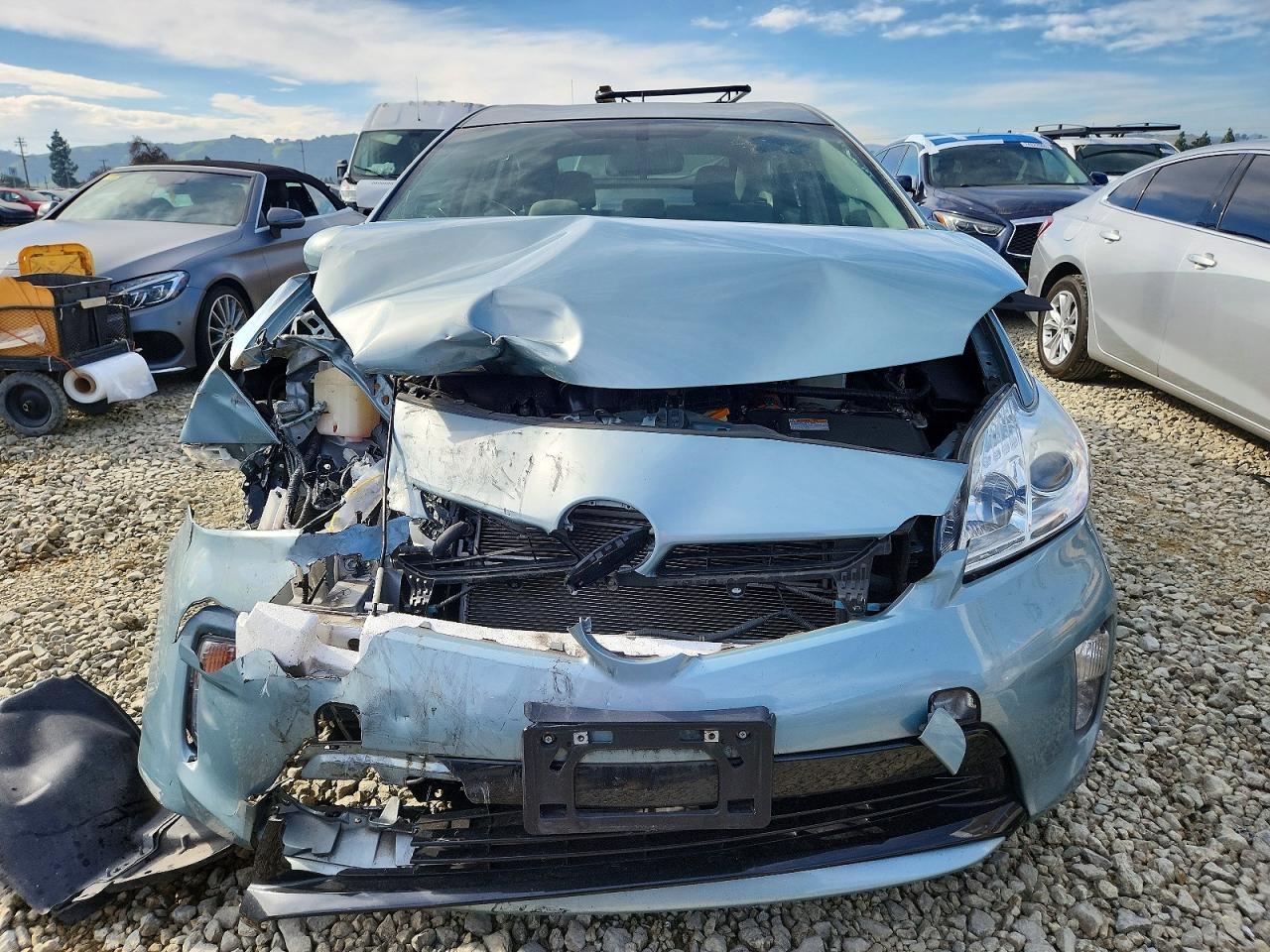 2015 TOYOTA PRIUS TWO photo 13