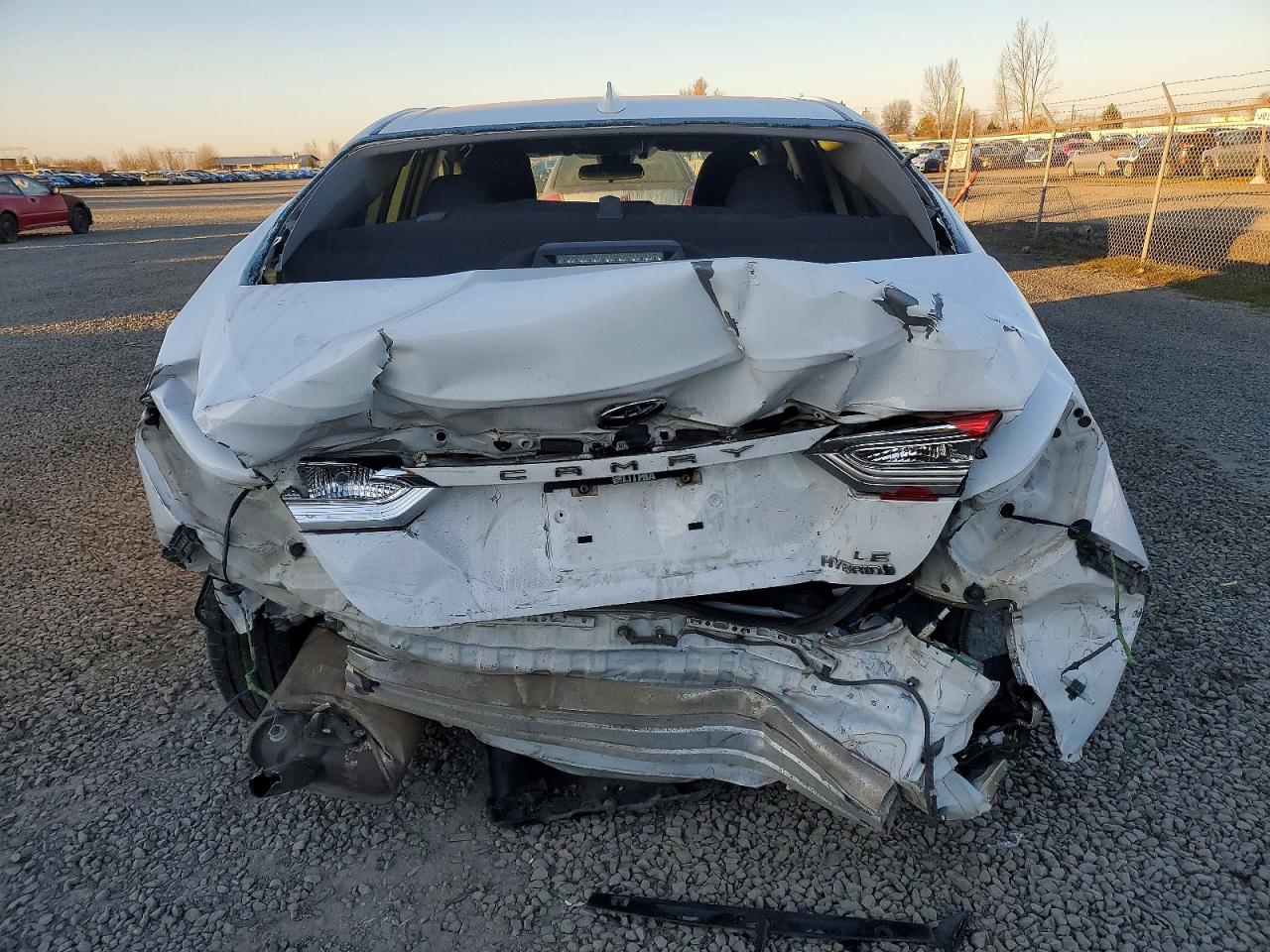 2019 TOYOTA CAMRY photo 6