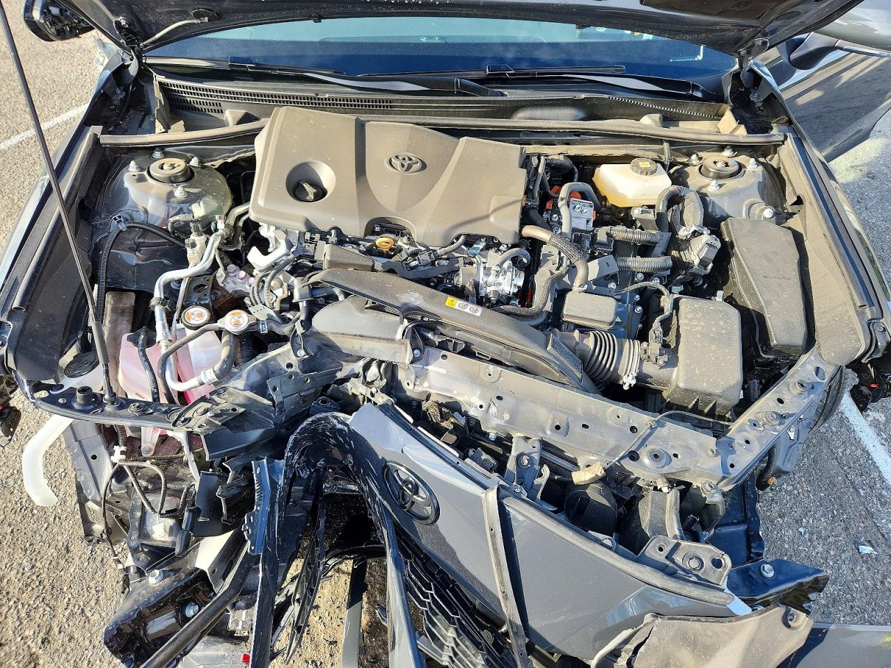 2025 TOYOTA CAMRY XSE photo 11
