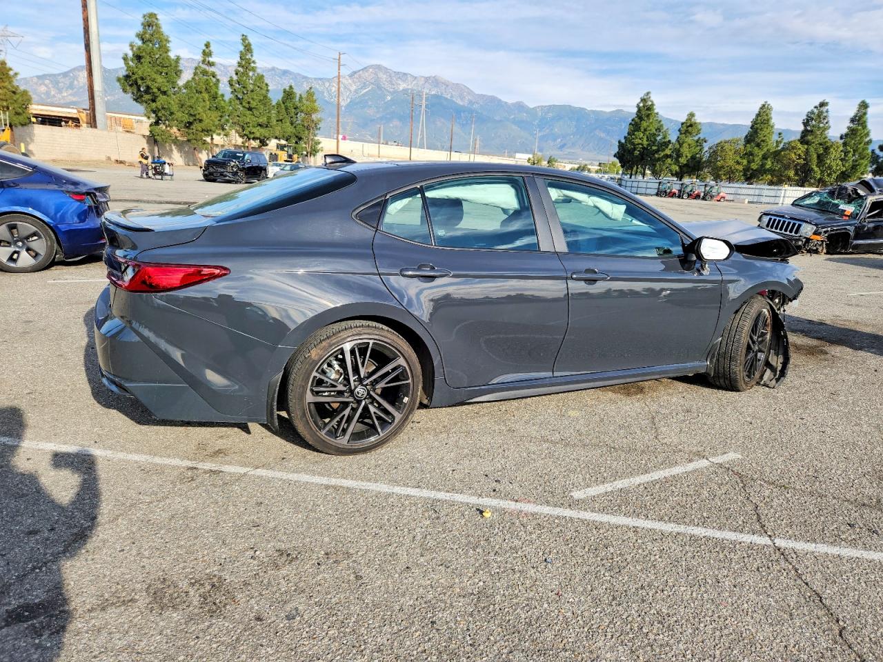 2025 TOYOTA CAMRY XSE photo 3