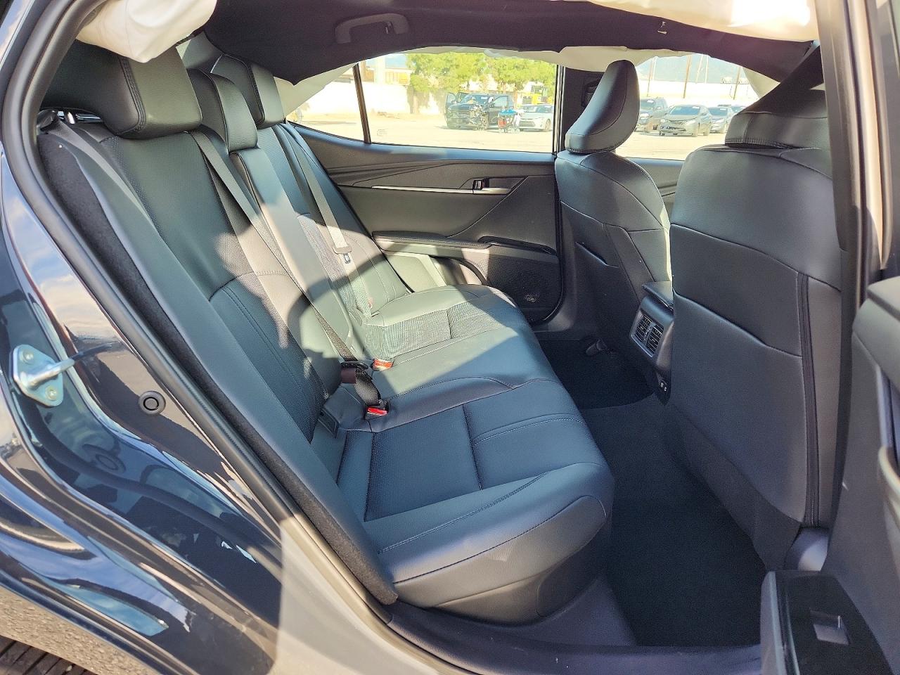 2025 TOYOTA CAMRY XSE photo 10