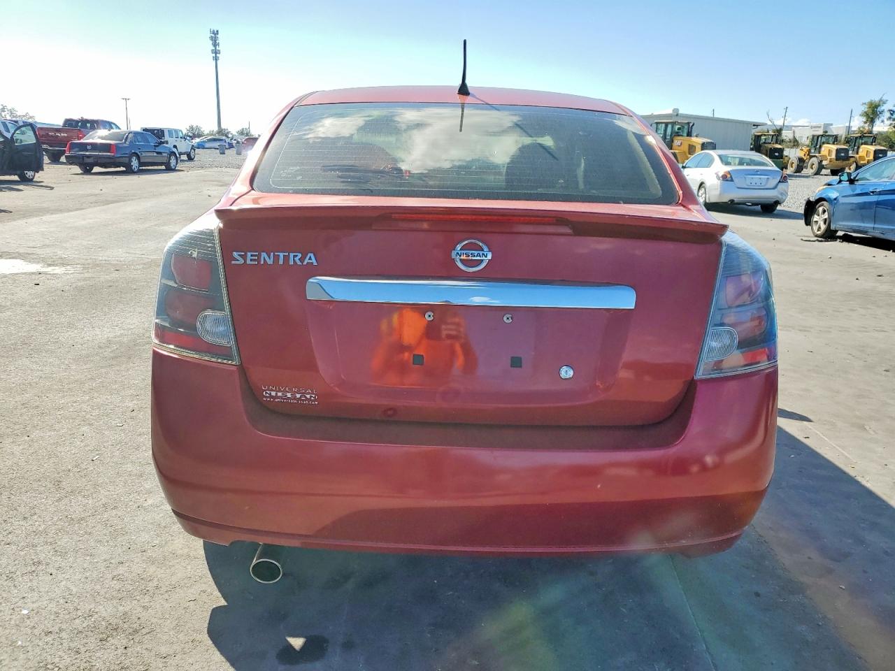 2012 NISSAN SENTRA 2.0 photo 11