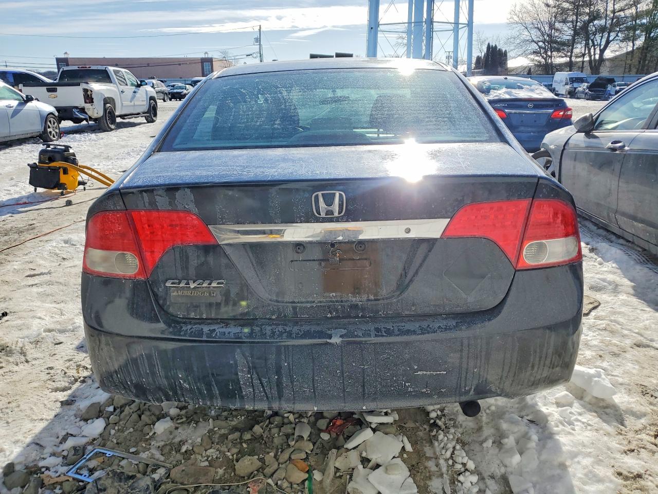 2011 HONDA CIVIC LX photo 11