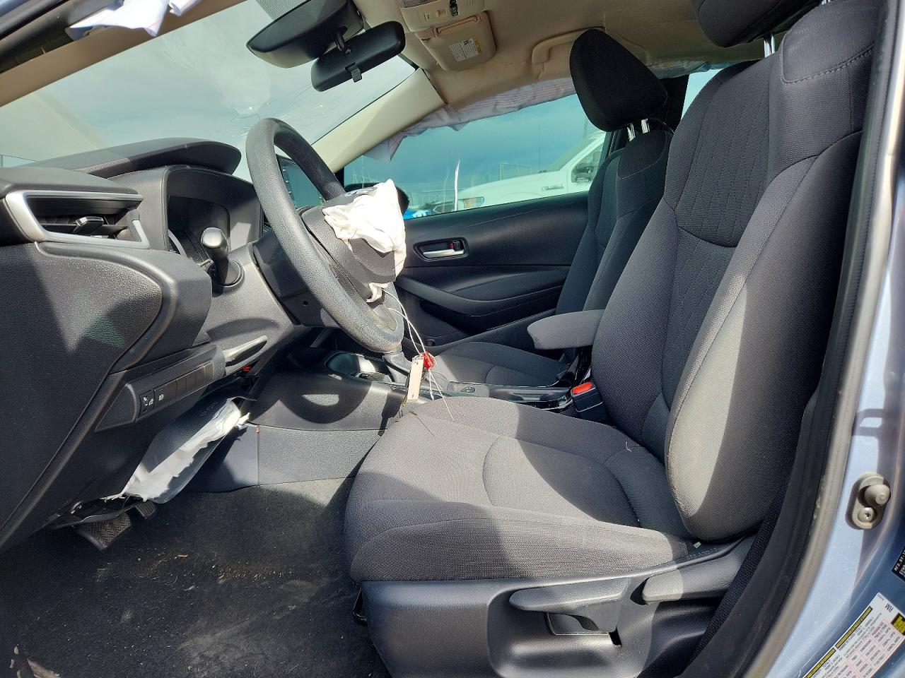 2020 TOYOTA COROLLA LE photo 7