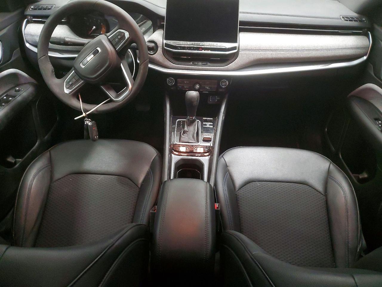 2024 JEEP COMPASS LATITUDE photo 8