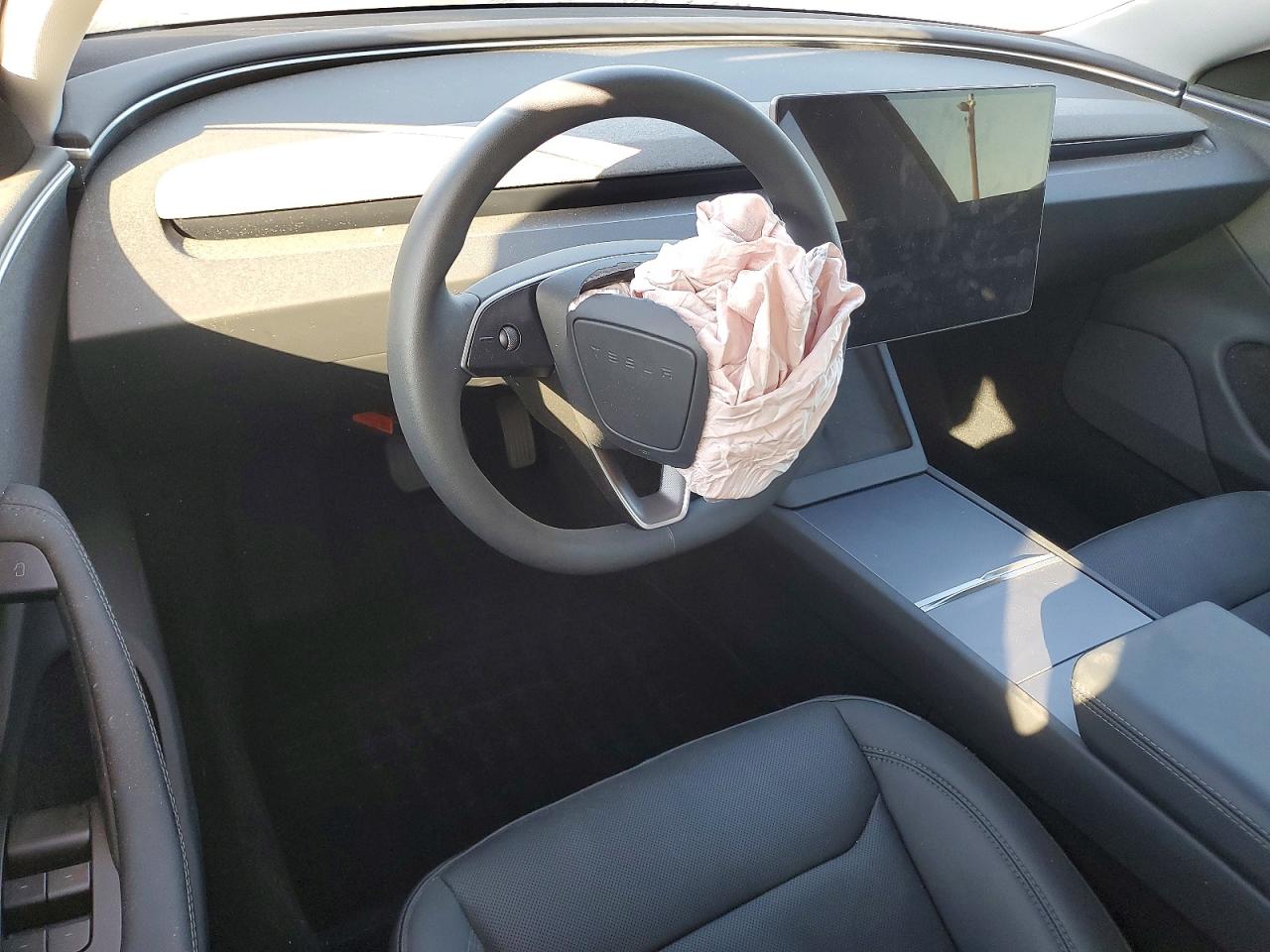 2024 TESLA MODEL 3 photo 22