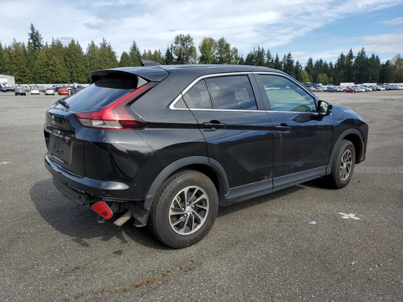 2023 MITSUBISHI ECLIPSE CROSS ES photo 5
