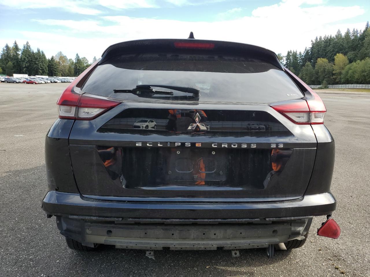 2023 MITSUBISHI ECLIPSE CROSS ES photo 11