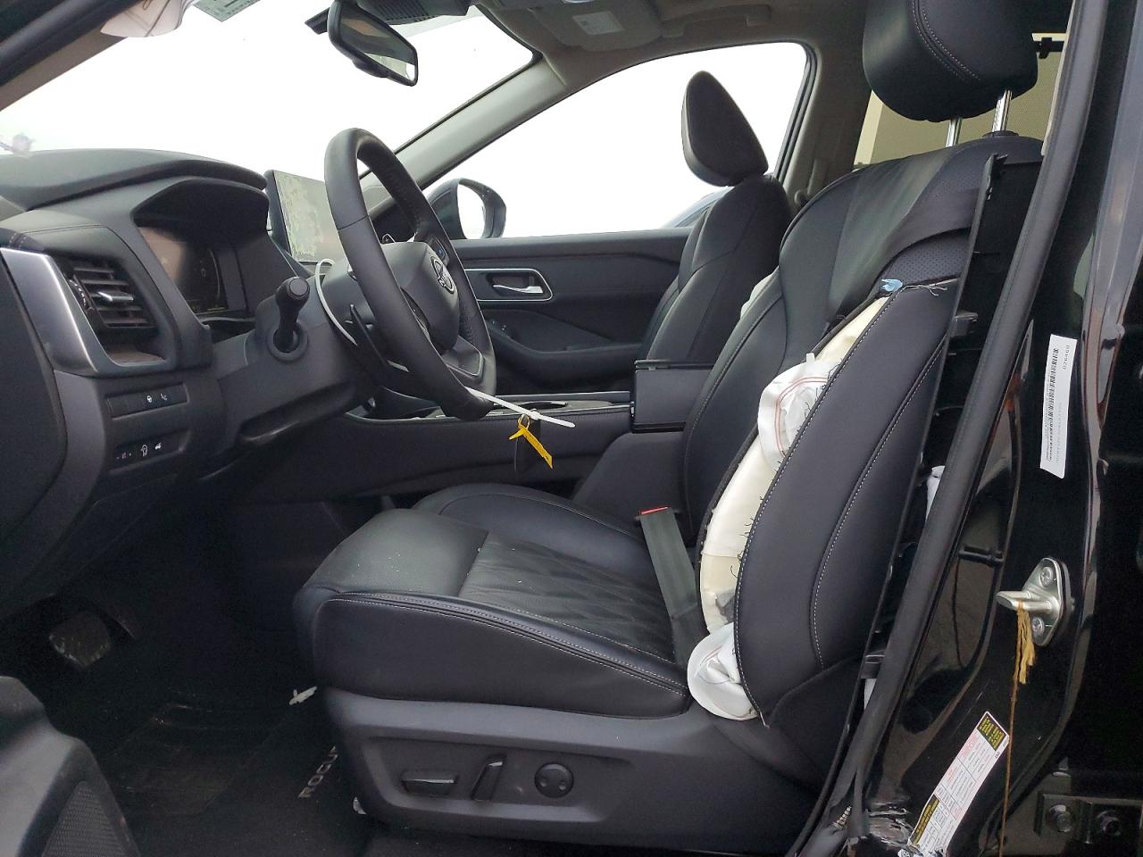 2025 NISSAN ROGUE PLATINUM photo 13