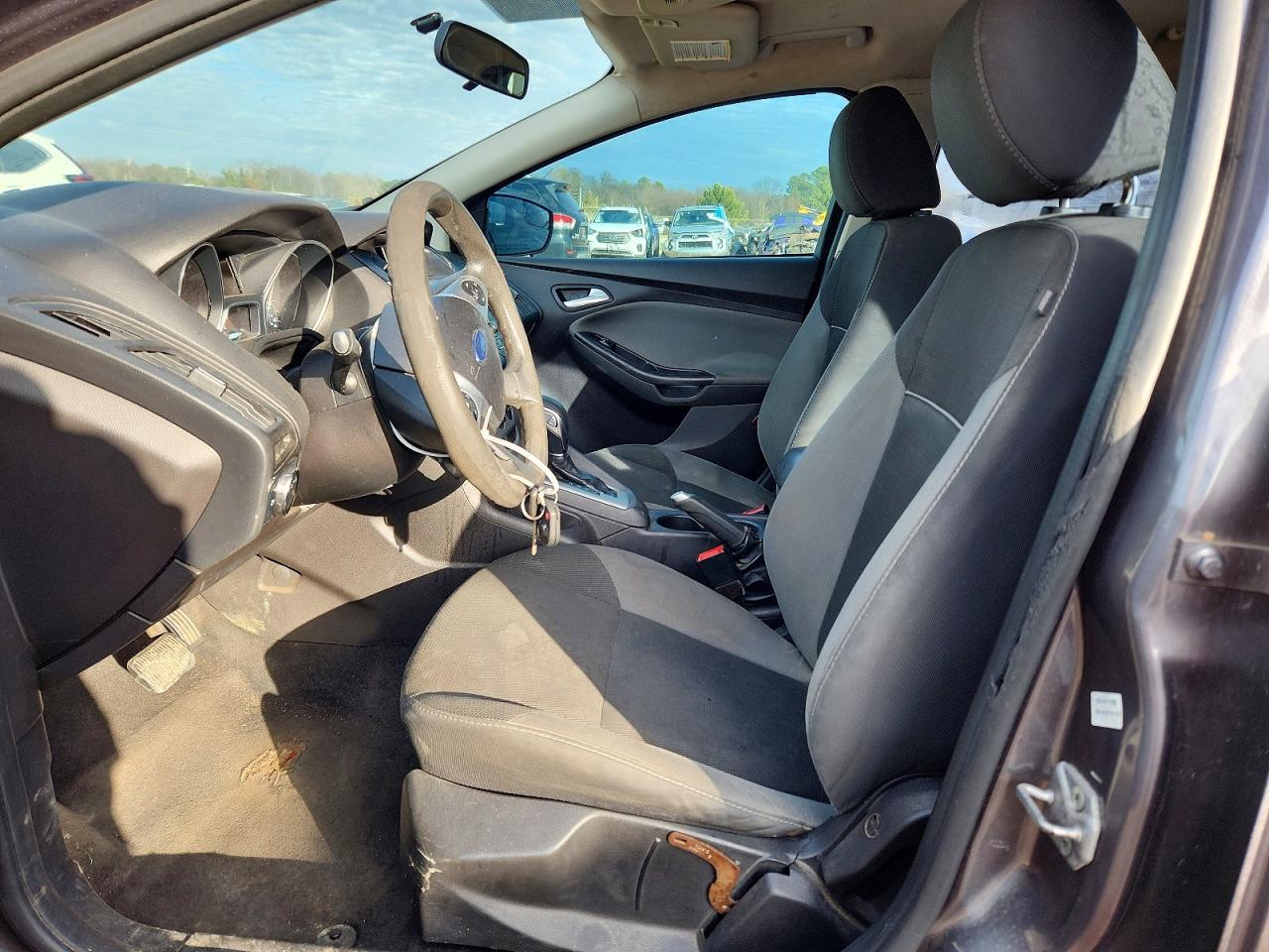 2014 FORD FOCUS SE photo 7