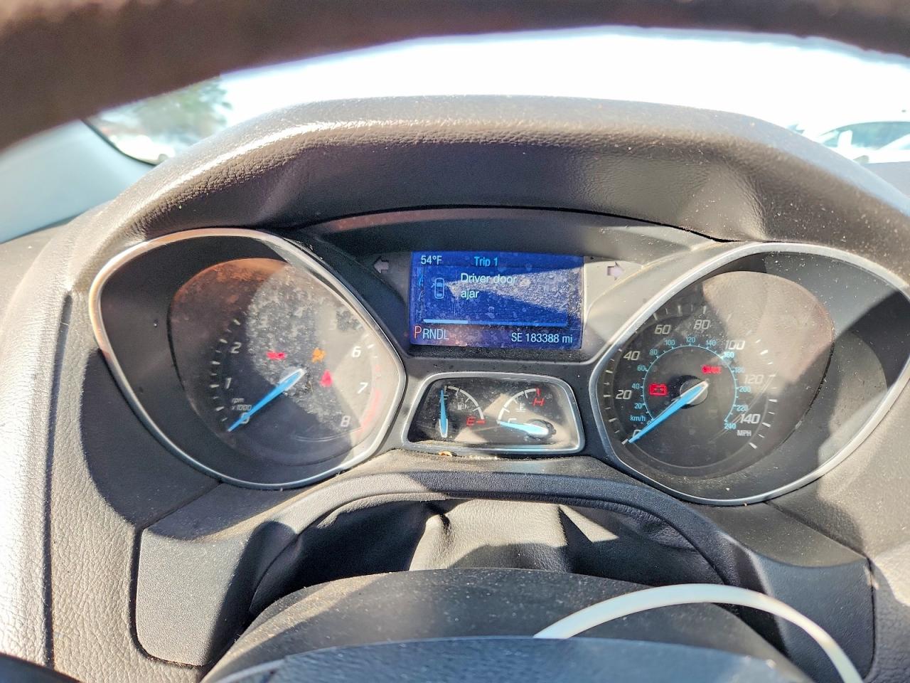 2014 FORD FOCUS SE photo 9