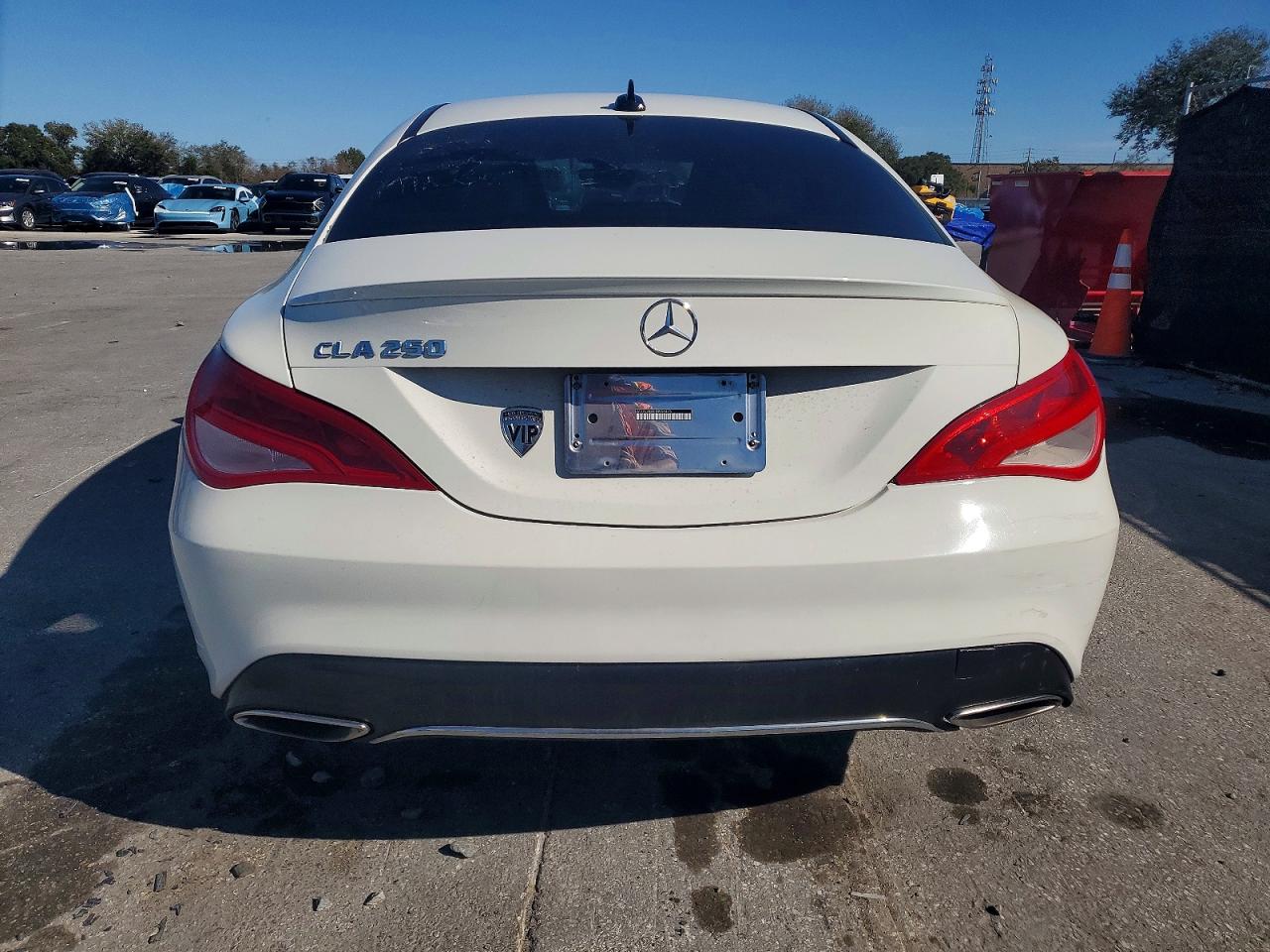 2018 MERCEDES-BENZ CLA 250 photo 11