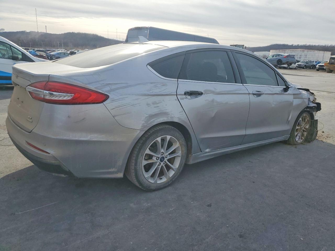 2020 FORD FUSION SE photo 5
