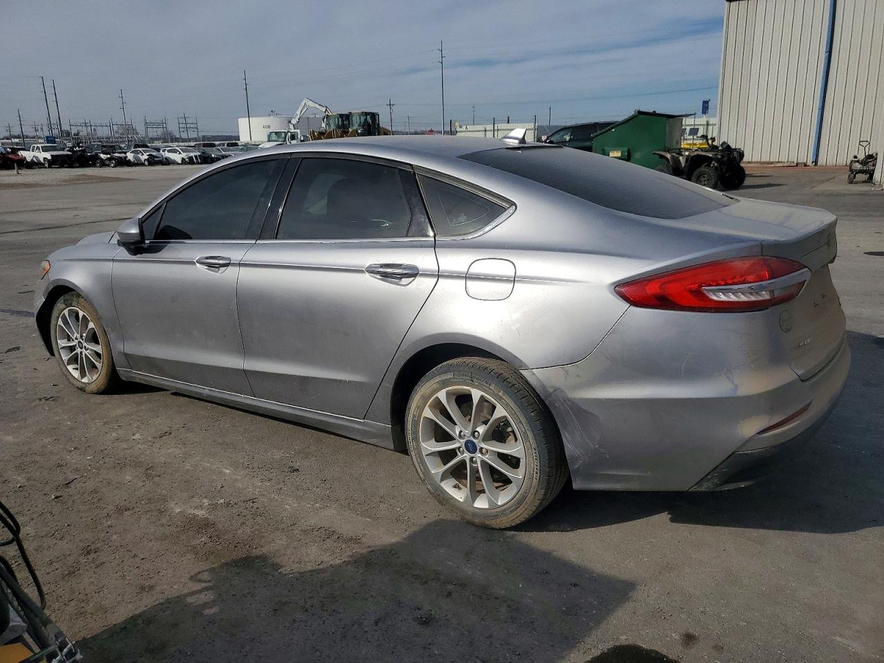 2020 FORD FUSION SE photo 3