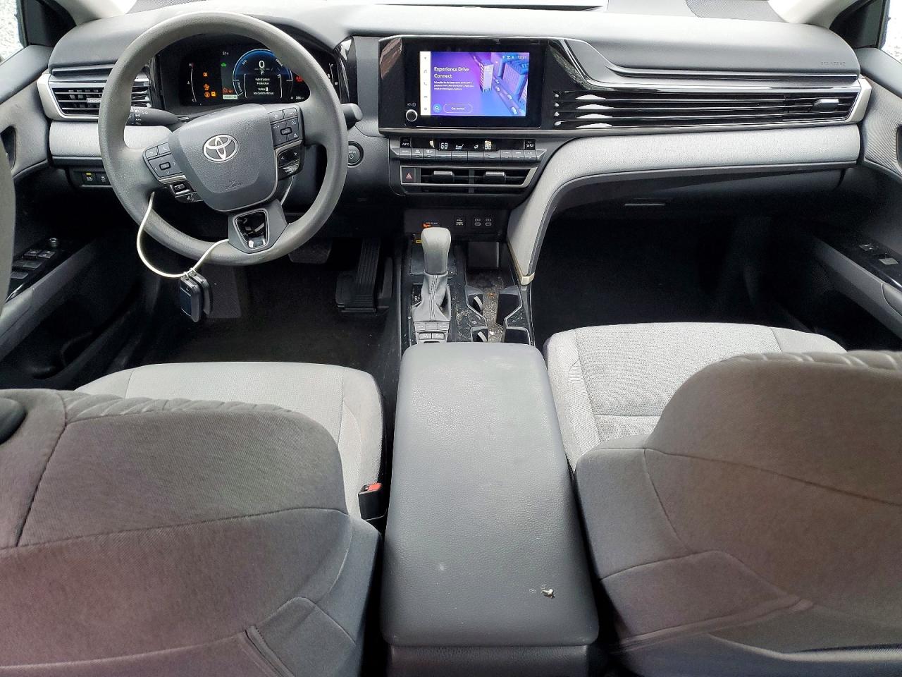 2025 TOYOTA CAMRY XSE photo 8