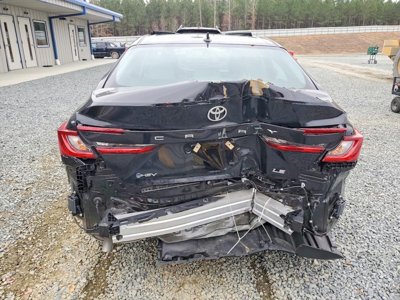 2025 TOYOTA CAMRY XSE photo 6