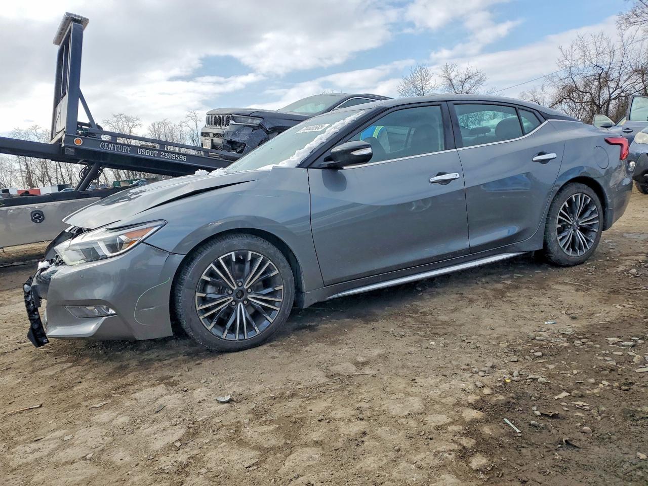 2017 NISSAN MAXIMA