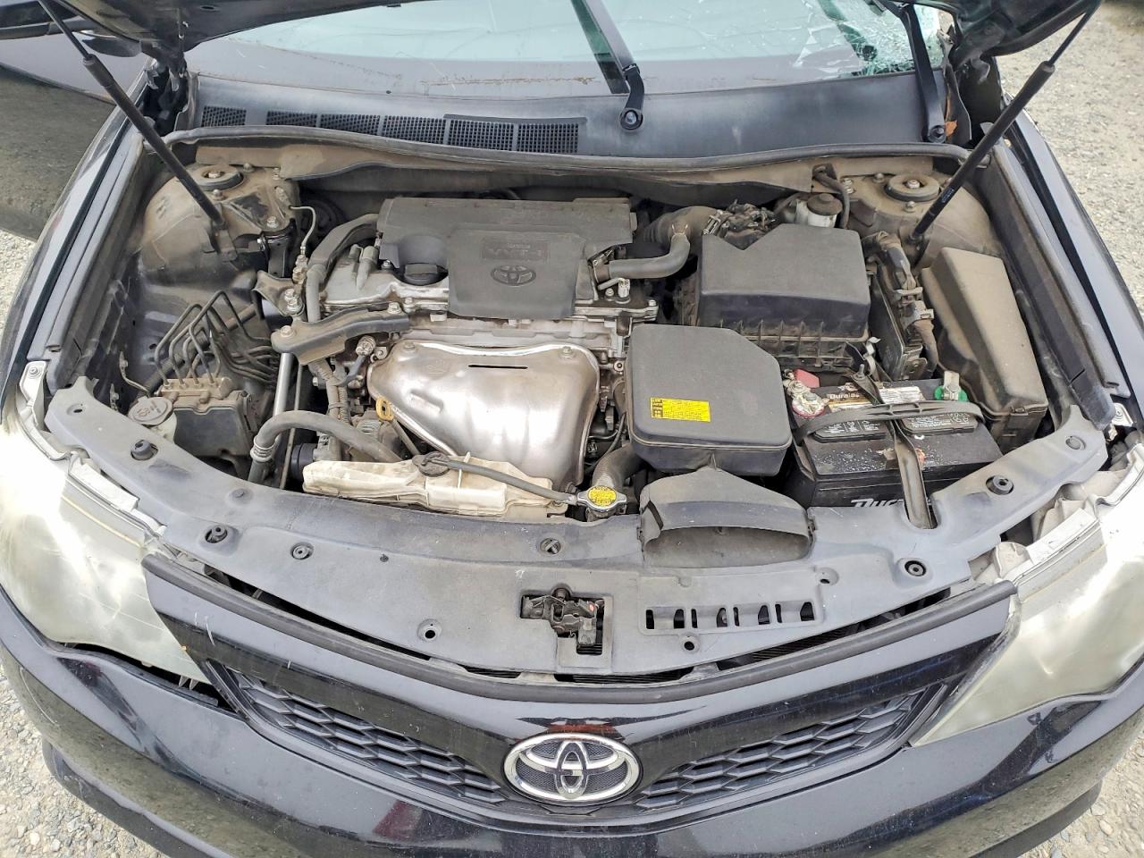 2014 TOYOTA CAMRY L photo 21