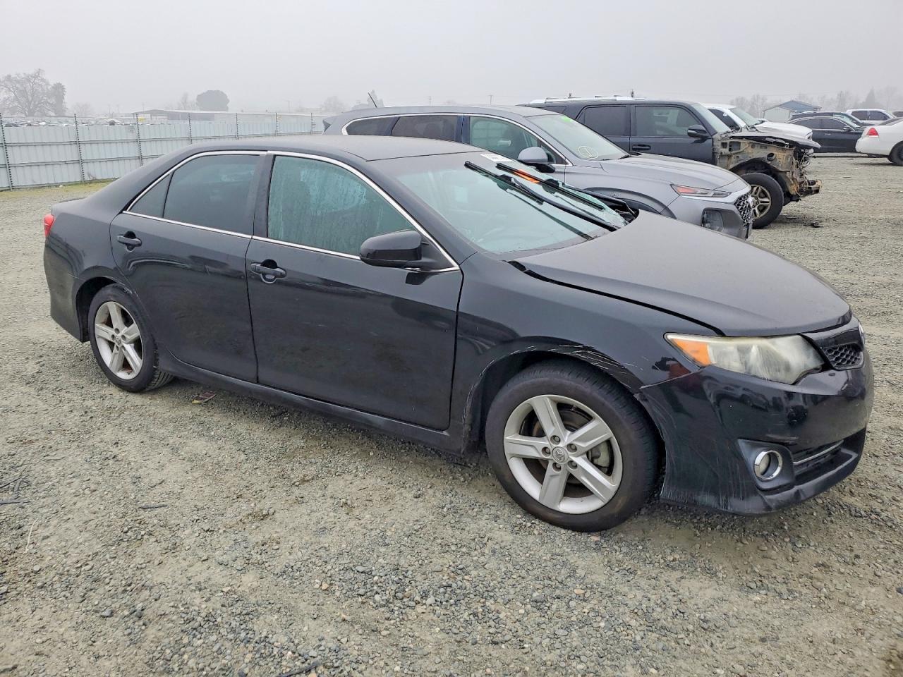 2014 TOYOTA CAMRY L photo 7