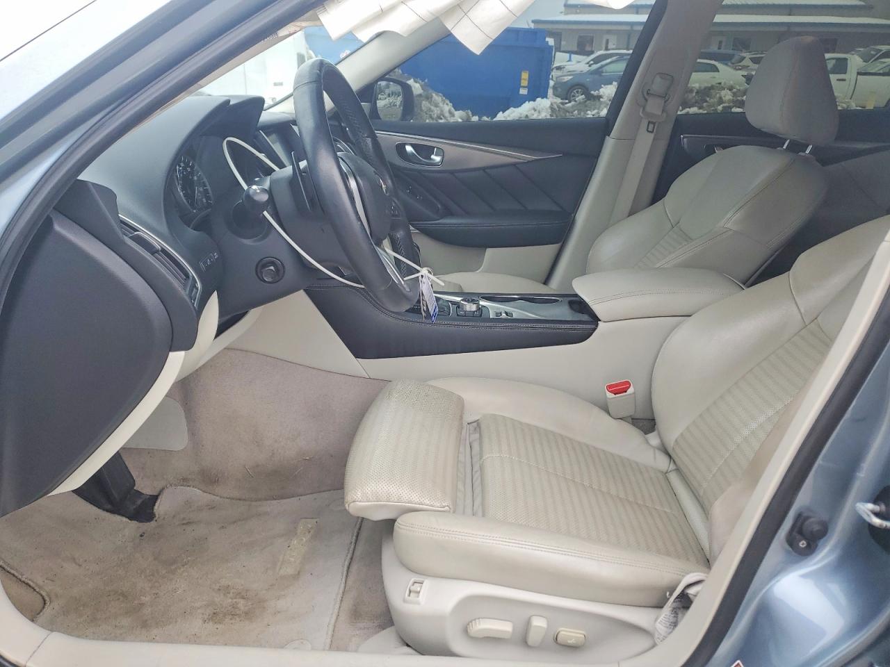 2018 INFINITI Q50 photo 13