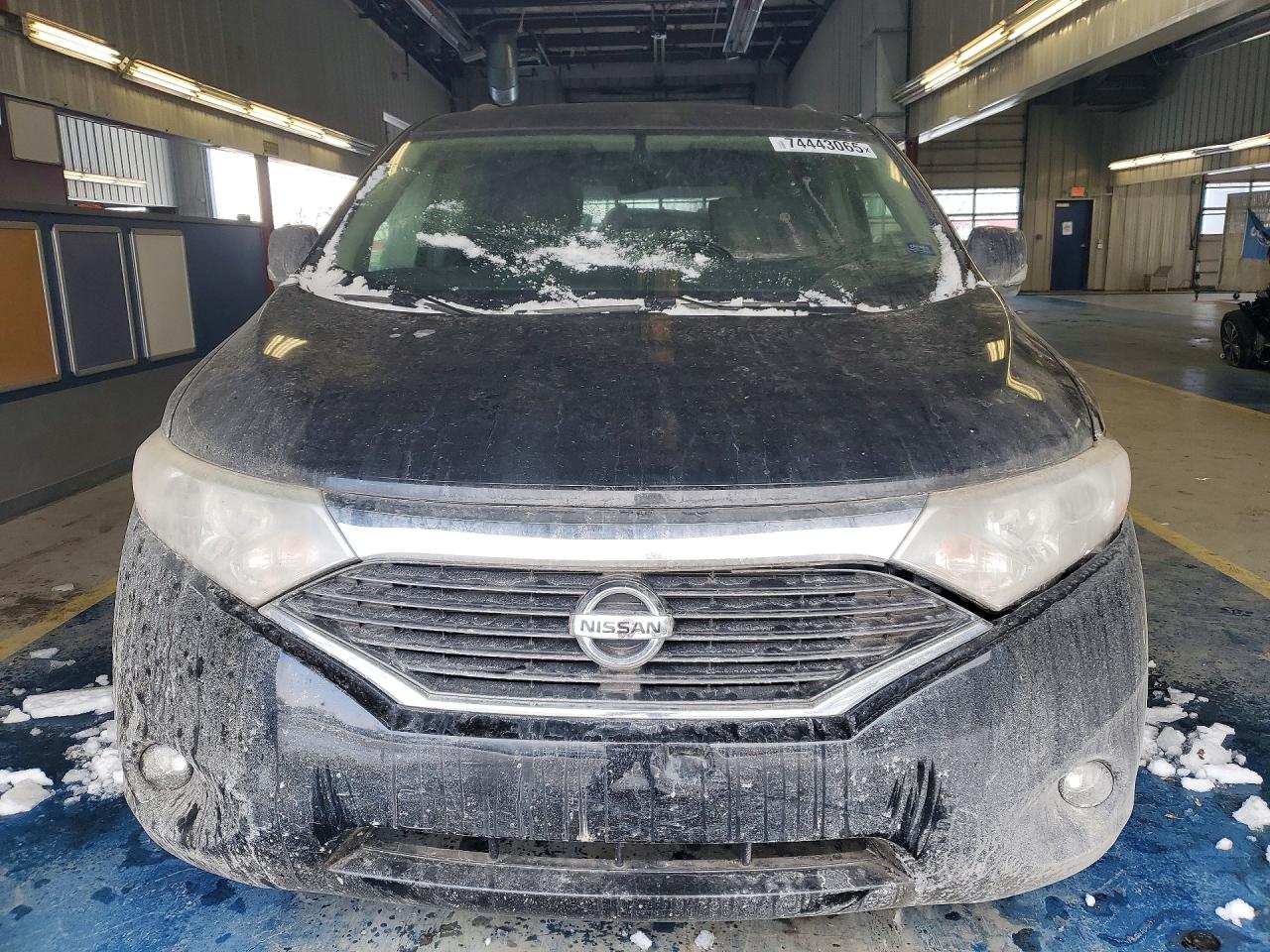2014 NISSAN QUEST S photo 9