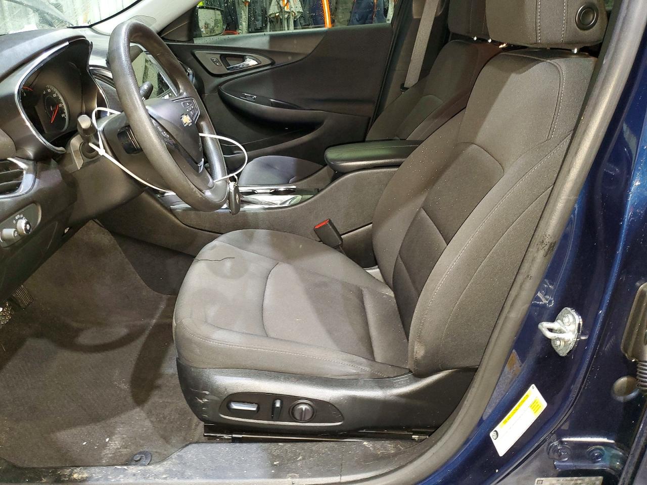 2020 CHEVROLET MALIBU LT photo 7