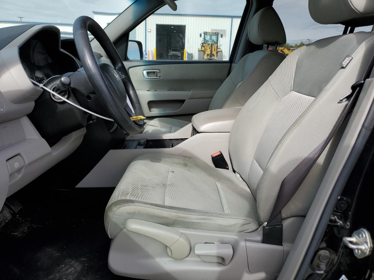 2012 HONDA PILOT LX photo 13
