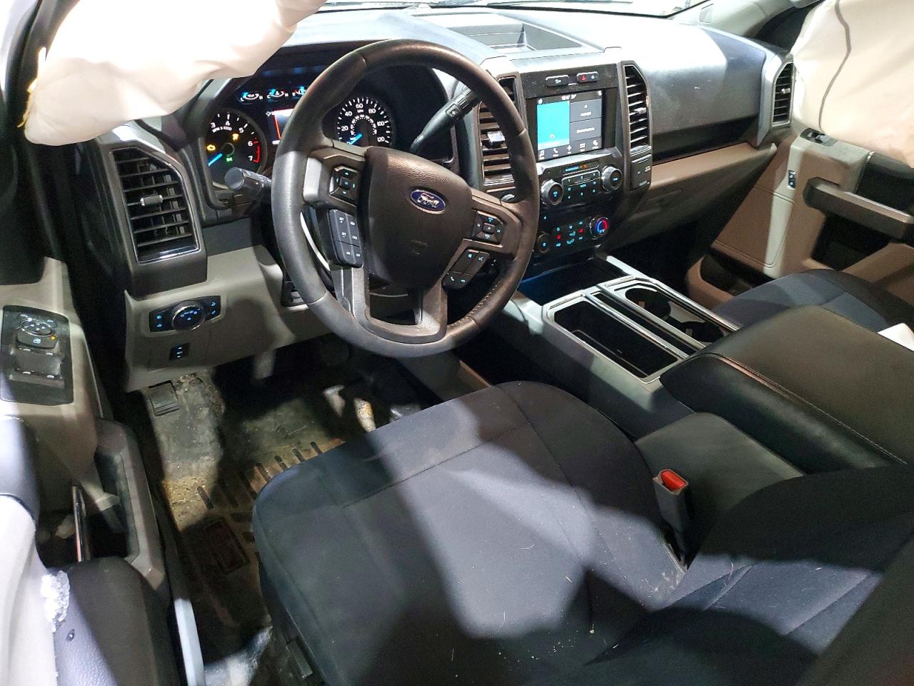 2017 FORD F150 SUPERCREW photo 8