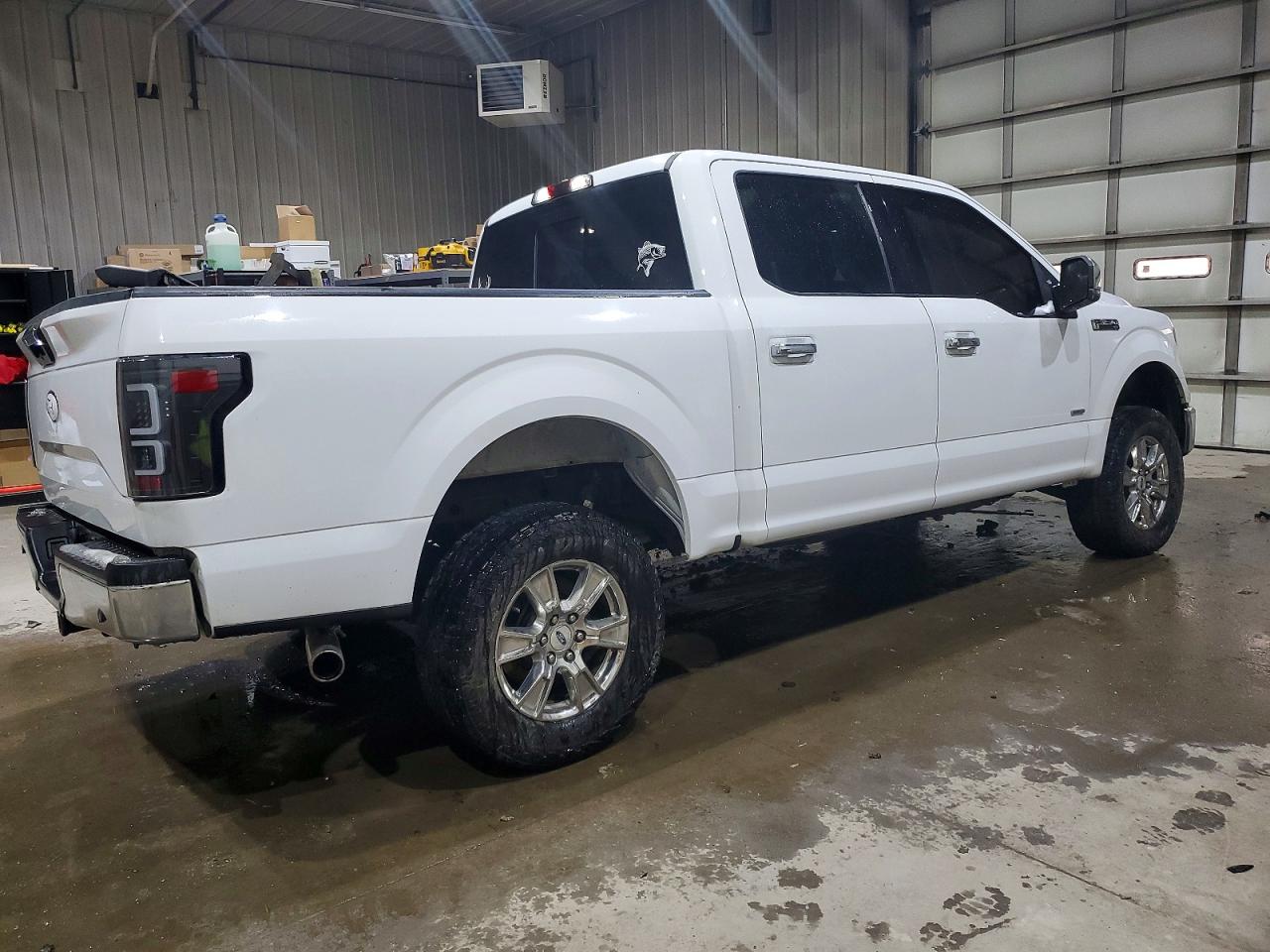 2017 FORD F150 SUPERCREW photo 3