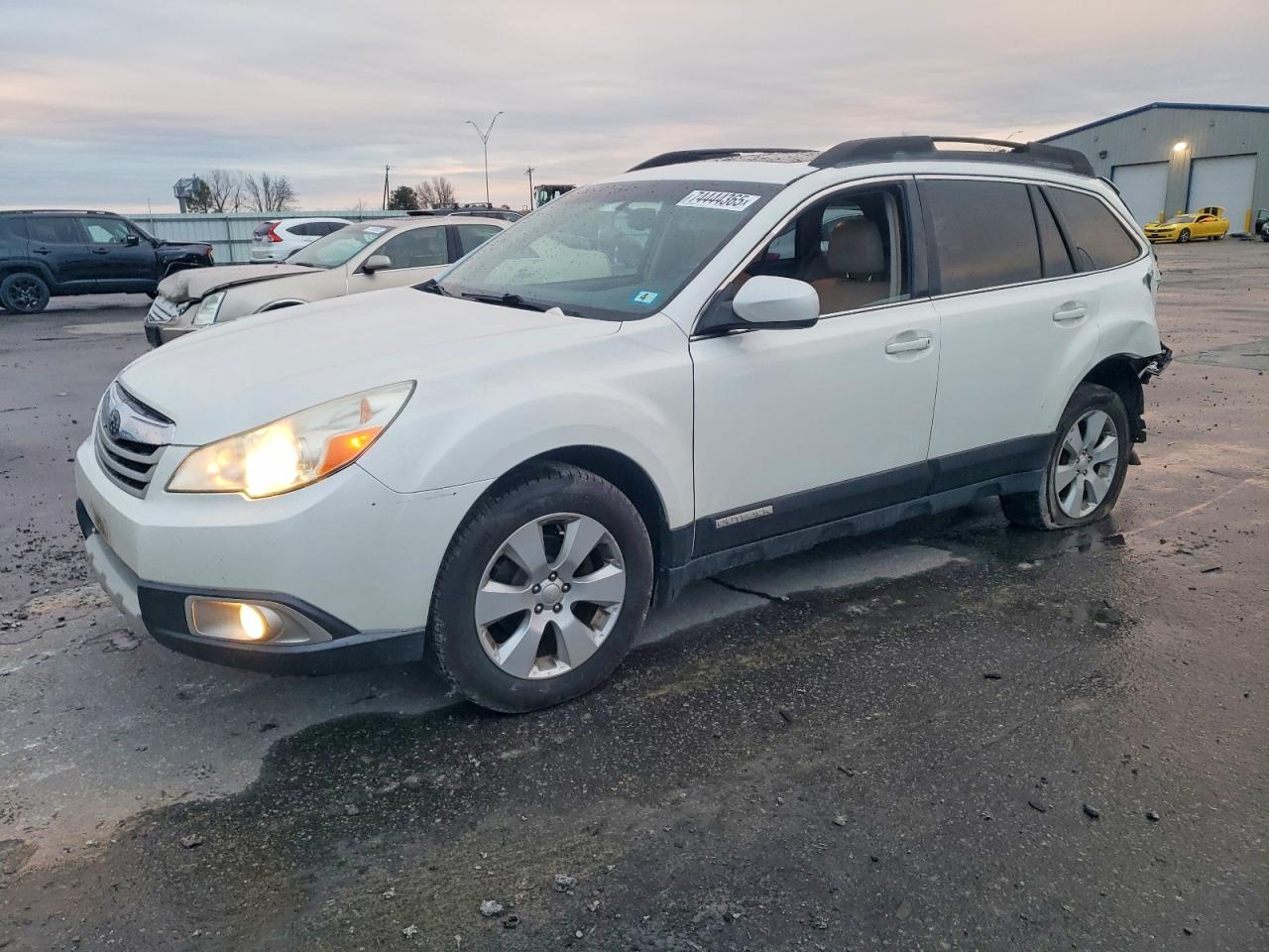 2010 SUBARU OUTBACK