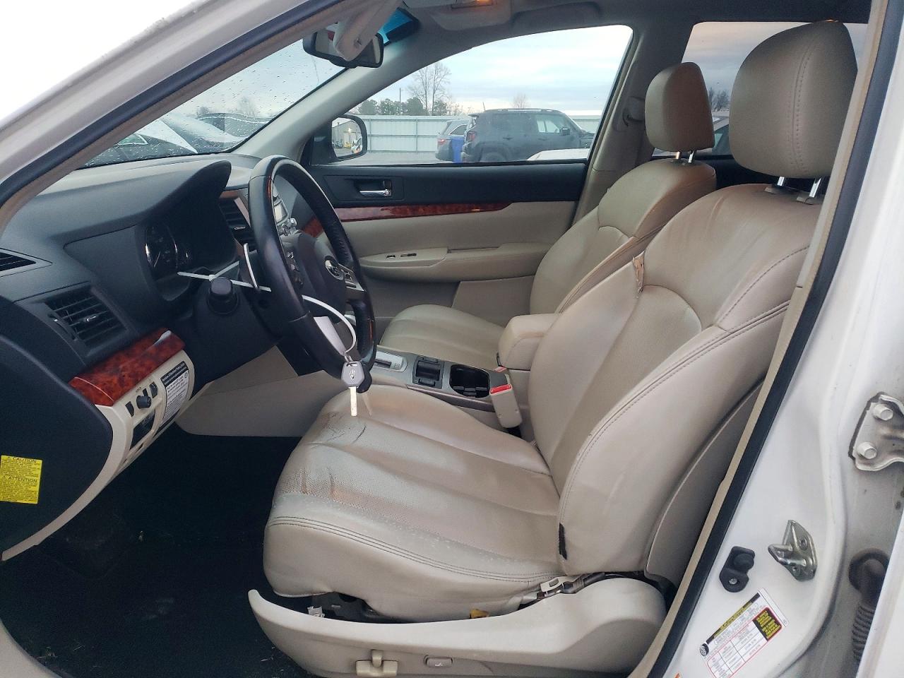 2010 SUBARU OUTBACK 2.5I LIMITED photo 7