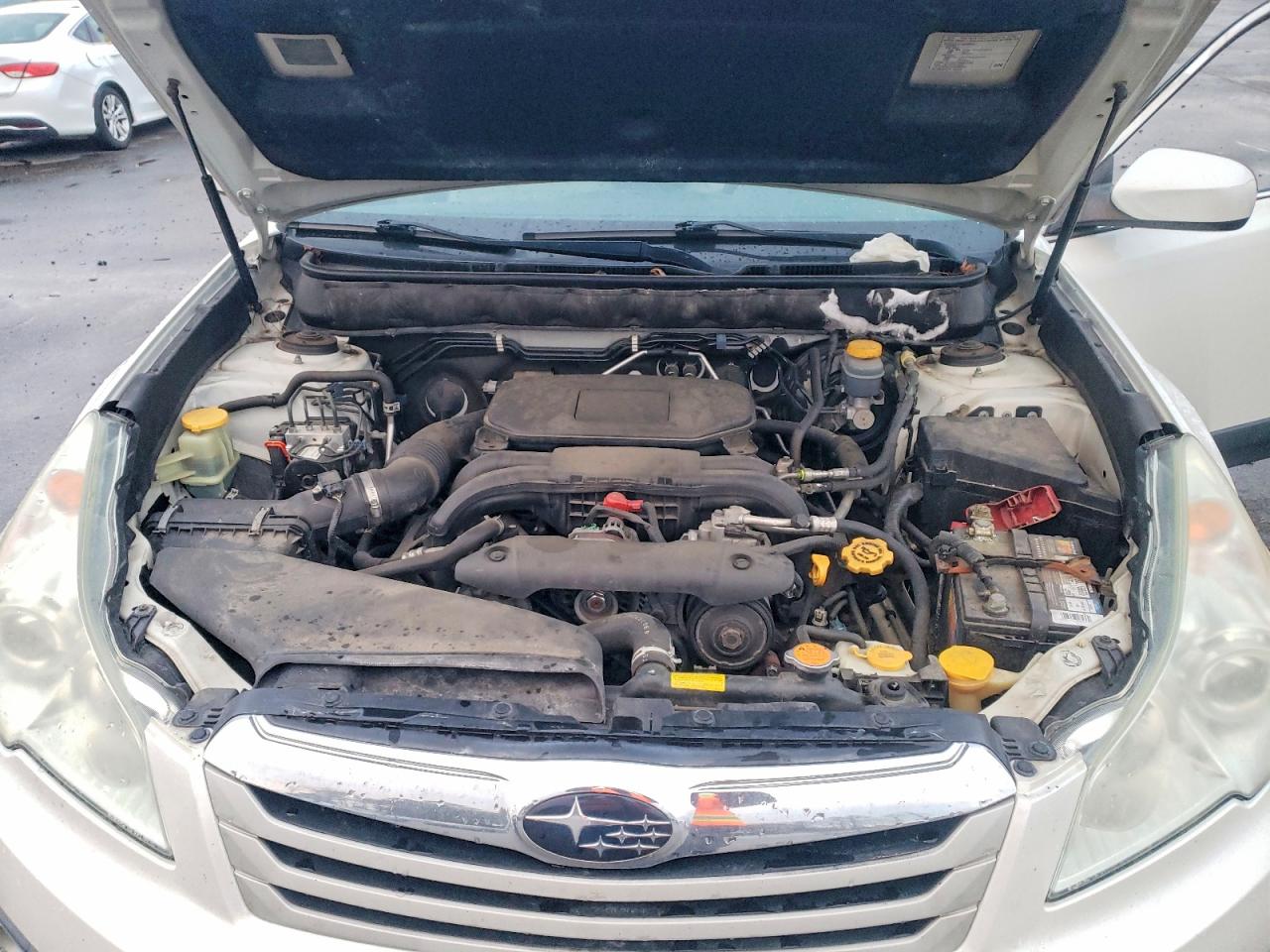 2010 SUBARU OUTBACK 2.5I LIMITED photo 12