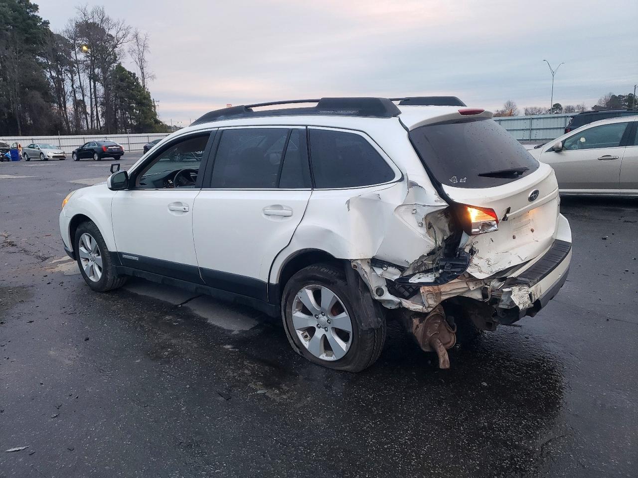 2010 SUBARU OUTBACK 2.5I LIMITED photo 2