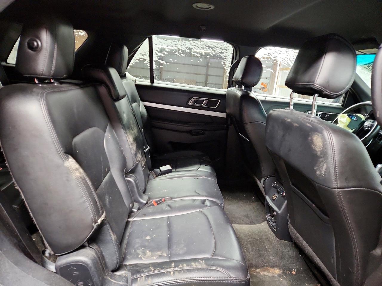 2016 FORD EXPLORER XLT photo 11