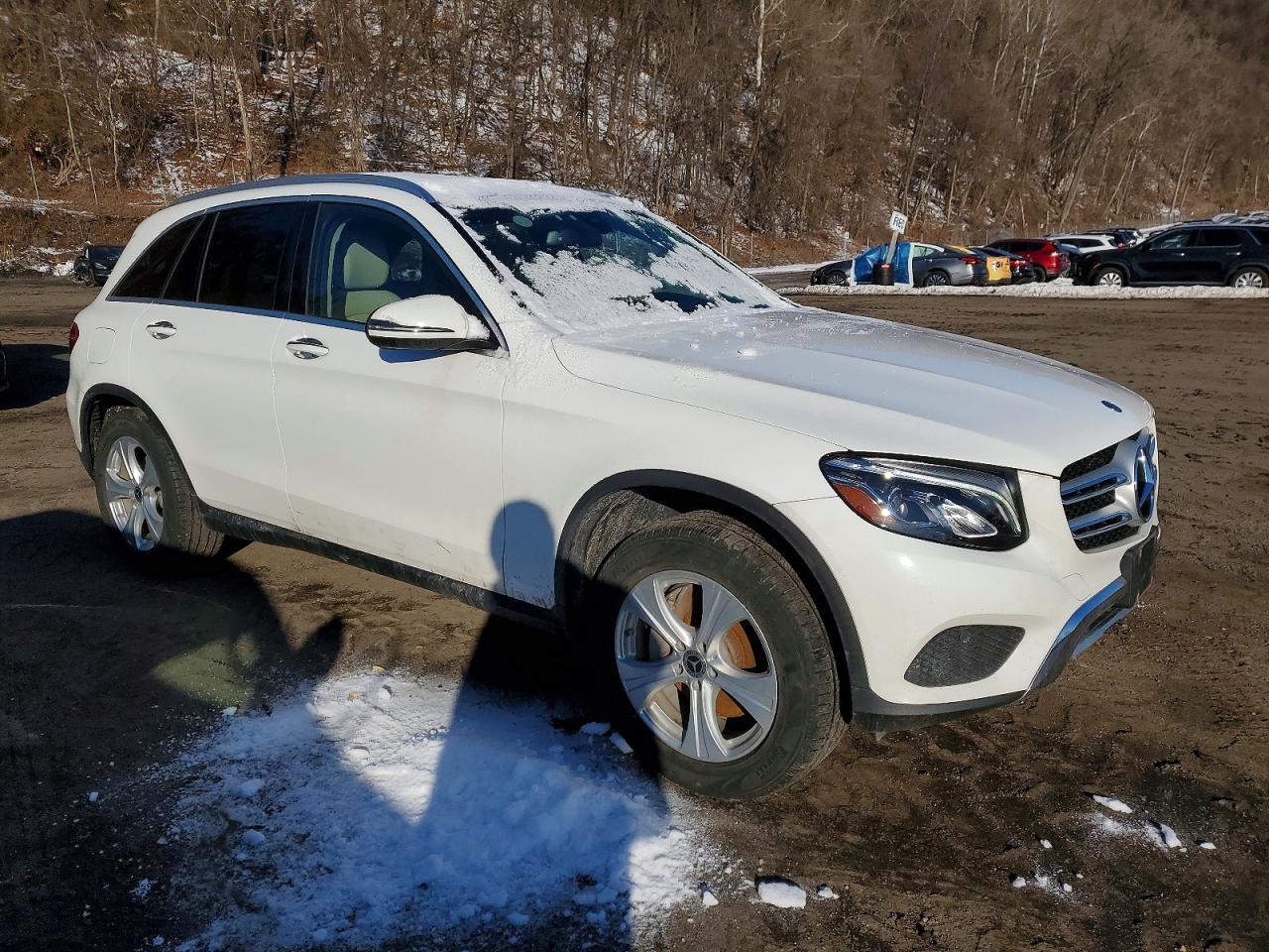 2018 MERCEDES-BENZ GLC 300 4MATIC photo 4