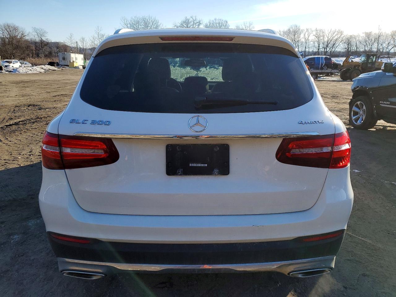 2018 MERCEDES-BENZ GLC 300 4MATIC photo 6